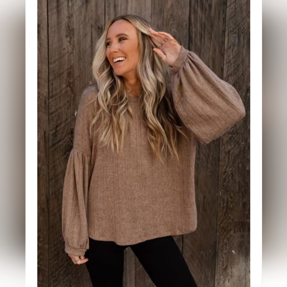 Balloon sleeve knit sweater